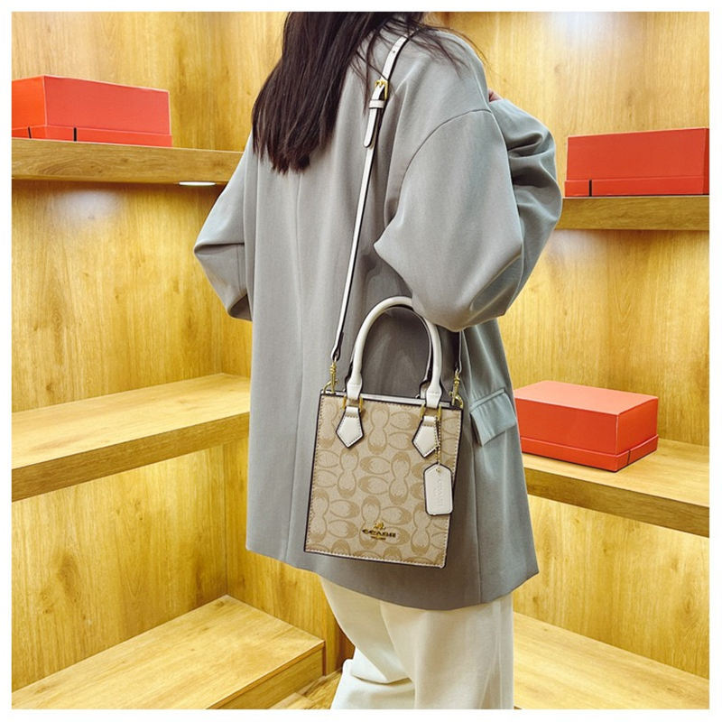 Retro mini crossbody bag, high - огляд і ціна Women'S Bags Cross Body
