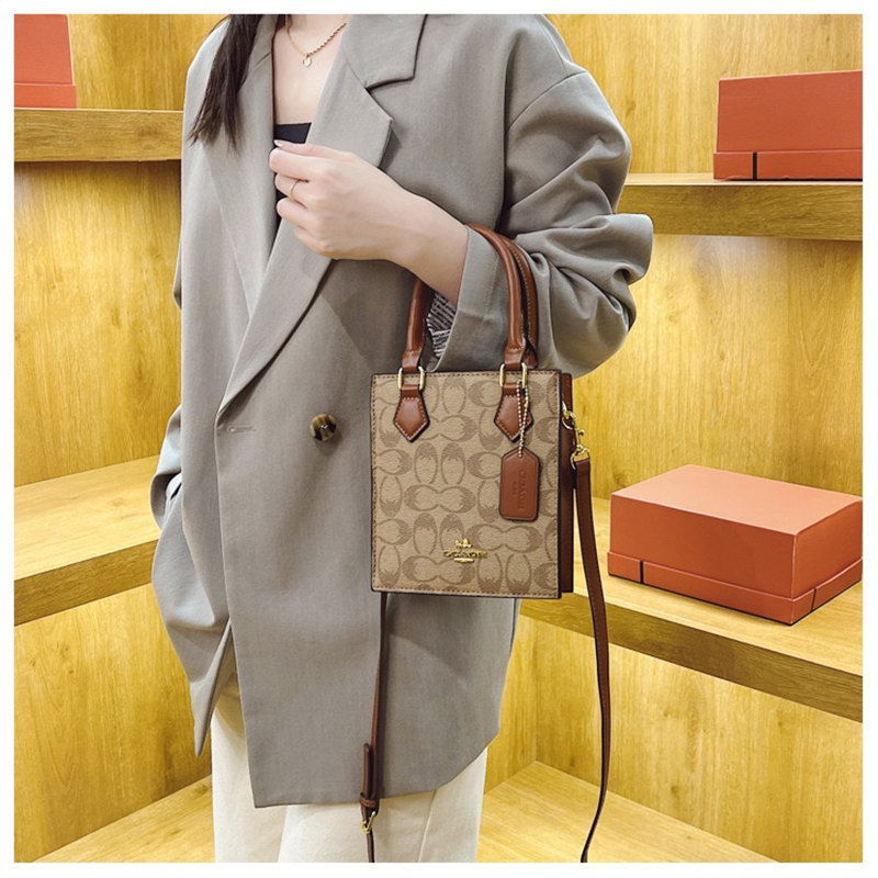 Retro mini crossbody bag, high - огляд і ціна Women'S Bags Cross Body