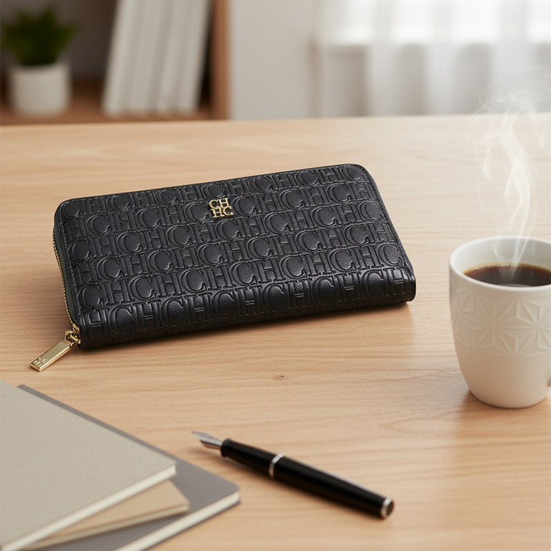 CH Women's Solid Colour Long W - огляд і ціна Women Bags Coach